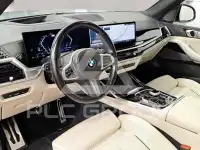 2023 BMW X7