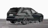 2023 BMW X7