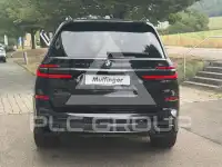 2023 BMW X7