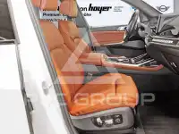 2023 BMW X7