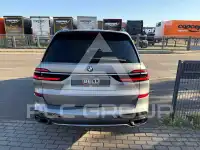 2023 BMW X7