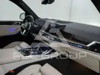 2023 BMW X7