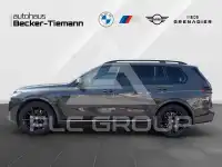 2023 BMW X7