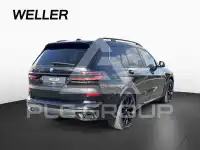 2023 BMW X7