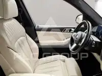 2023 BMW X7