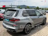 2023 BMW X7