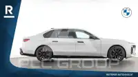 2023 BMW M7