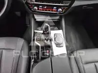 2023 BMW 520