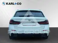 2023 BMW 520