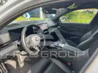 2023 BMW 520