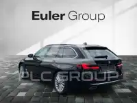 2023 BMW 520