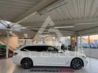 2023 BMW 520