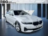 2023 BMW 520