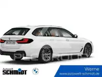 2023 BMW 520