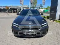 2023 BMW 520