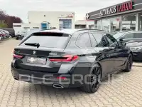 2023 BMW 520