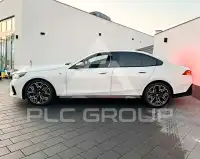 2023 BMW 520