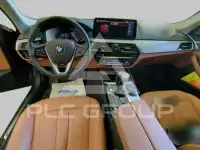 2023 BMW 520