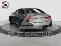 2023 BMW 520