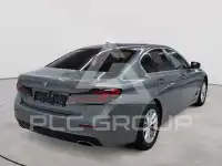 2023 BMW 520