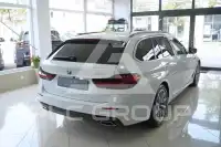 2023 BMW 520