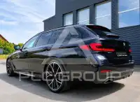 2023 BMW 520