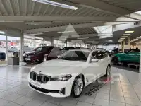 2023 BMW 520