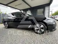 2023 BMW 520