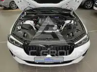 2023 BMW 520
