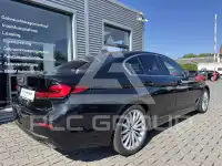 2023 BMW 520