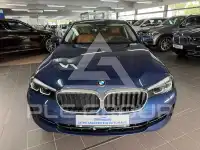 2023 BMW 520