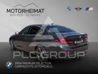 2023 BMW 520
