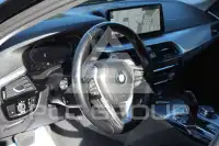 2023 BMW 520