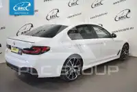 2023 BMW 520