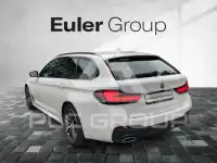 2023 BMW 520