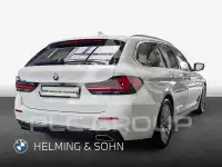 2023 BMW 520