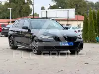 2023 BMW 520