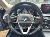 2023 BMW 520
