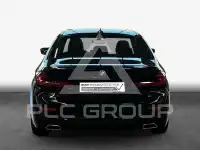 2023 BMW 520