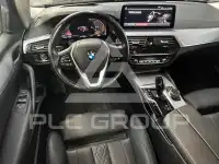 2023 BMW 520