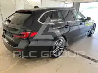 2023 BMW 520