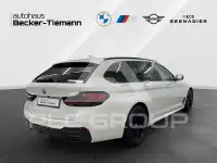 2023 BMW 520
