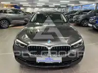2023 BMW 520