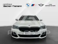 2023 BMW 520