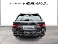 2023 BMW 520
