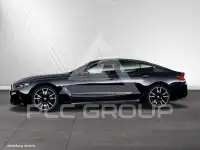 2023 BMW M8
