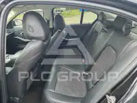2023 BMW 318