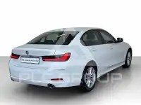 2023 BMW 318