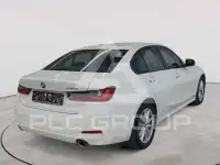 2023 BMW 318