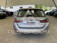 2023 BMW 318